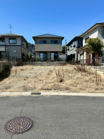 栗東市下戸山　建築条件無し売土地の前面道路含む現地写真|建築条件無しなので、お好きな建築会社等で建築が可能です。