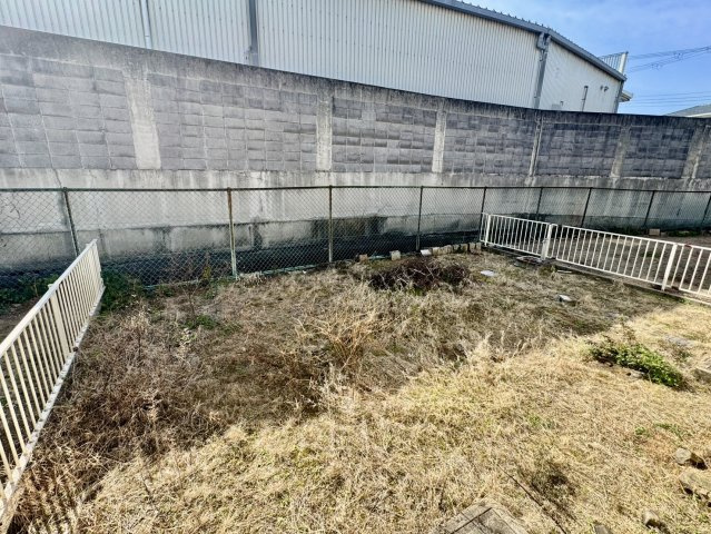 泉南市樽井４丁目中古戸建の庭|南向きのお庭で、明るい毎日を。