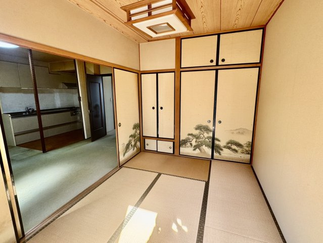 泉南市樽井４丁目中古戸建の和室|生活利便性と住環境のバランスが取れた立地です