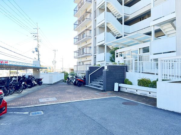 箕面粟生第五住宅の外観