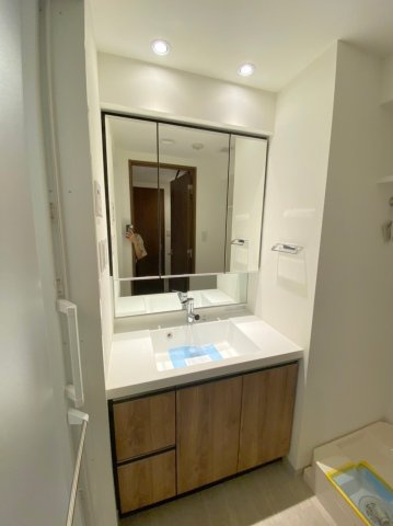 【独立洗面台】