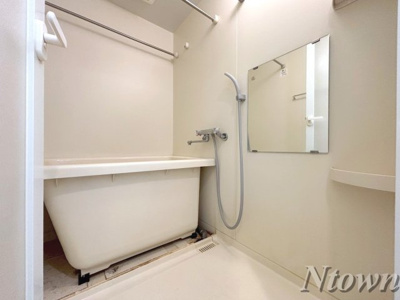 【浴室】 | サンフィールド | 落ち着いた空間のお風呂です