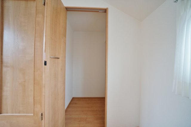 【横浜市西区東久保町26-16全3棟新築戸建て】★仲介手数料無料★（富士見台小学校・岩井原中学校）の収納