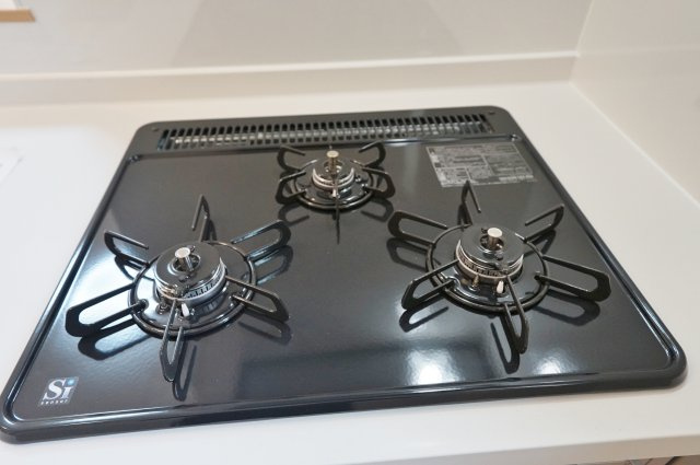 【横浜市西区東久保町26-16全3棟新築戸建て】★仲介手数料無料★（富士見台小学校・岩井原中学校）のキッチン