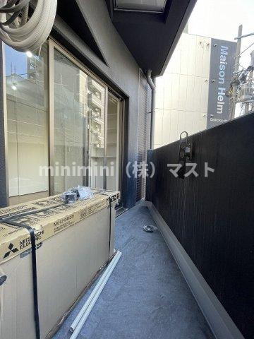 セレニテ難波ミラク参番館のバルコニー