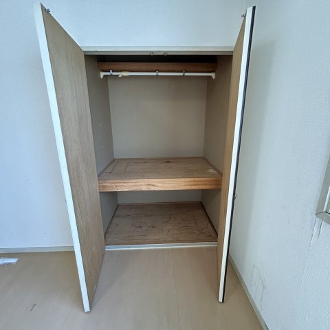 登別市千歳町4丁目5-22戸建の収納|便利な収納スペースです