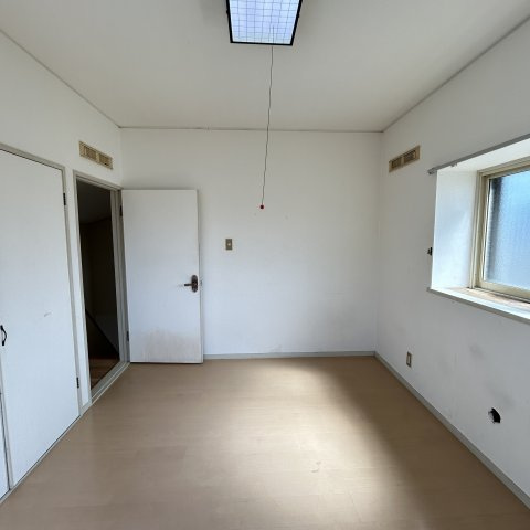 登別市千歳町4丁目5-22戸建の洋室|きれいな洋室です