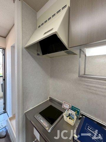 柏崎市宝町のアパートのキッチン