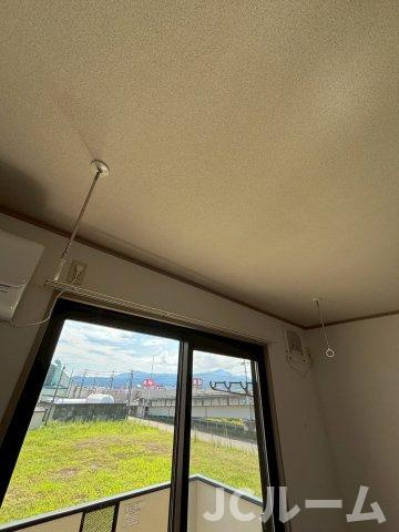 柏崎市宝町のアパートの内装