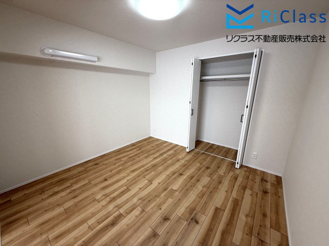 須磨浦ビラーの洋室|クローゼットあります
