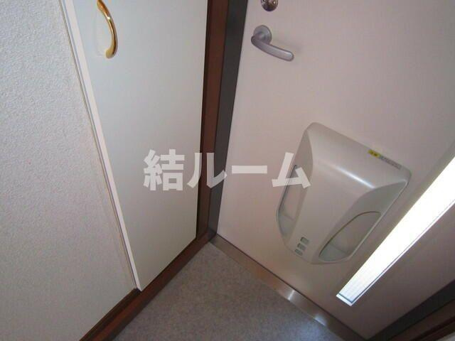 練馬区貫井１丁目のアパートの玄関