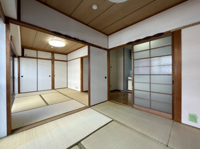 第２鶴丸ハイツの和室