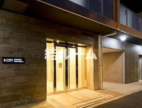 練馬区中村北１丁目の賃貸マンションのエントランス