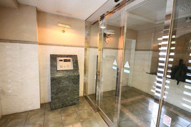 【エントランス】