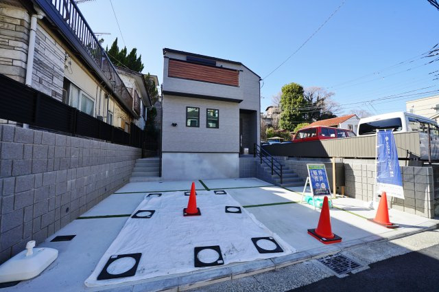 【横浜市保土ケ谷区鎌谷町79-3新築戸建て】★仲介手数料無料★（宮谷小学校・宮田中学校）の外観