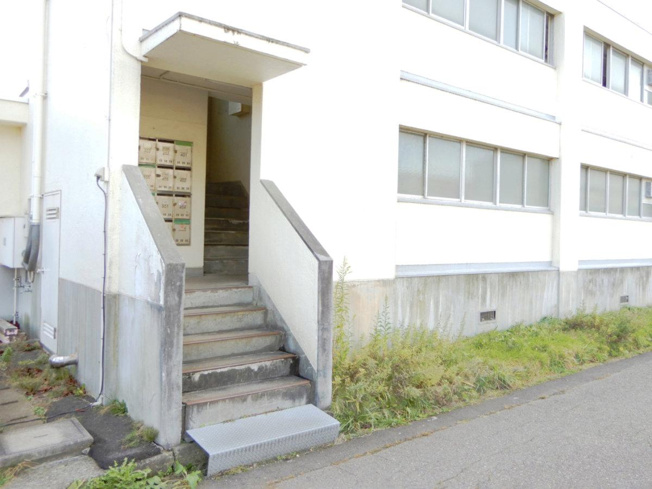 【エントランス】 | ビレッジハウス仁井田4号棟