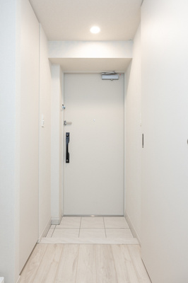 【玄関】 | ＲＪＲプレシア東十条ガーデン | ※写真は同タイプ住戸です。