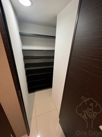 アーデン西天満の玄関