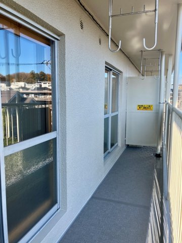 柏グリーンハイツＧ棟のバルコニー|落ち着いた時間を過ごせるバルコニーです