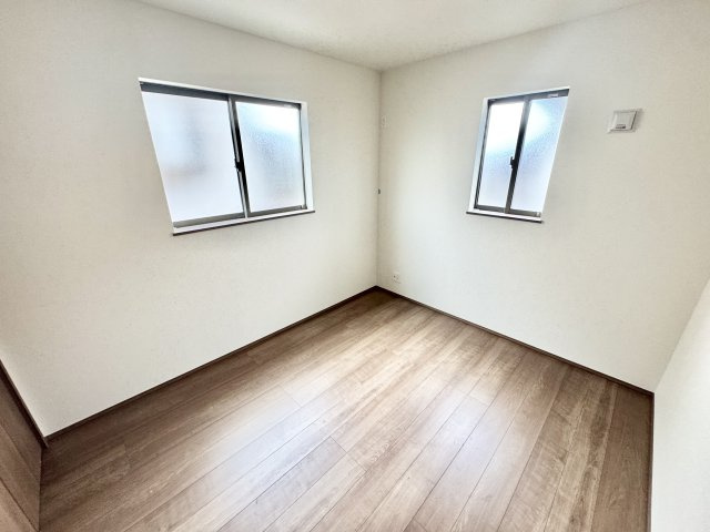 千葉市稲毛区山王町全２棟【現地販売会】の洋室|2階