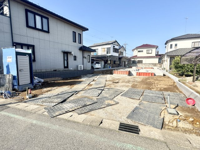 千葉市稲毛区山王町全２棟【現地販売】の前面道路含む現地写真