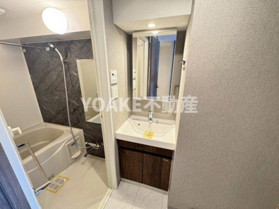 【独立洗面台】 | KDXレジデンス町田North | 画像は別部屋のものです。相違がある場合、現況優先。
