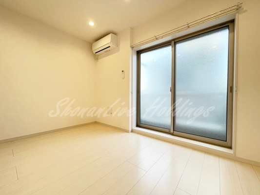 藤沢市鵠沼海岸１丁目の賃貸マンションの居間・リビング