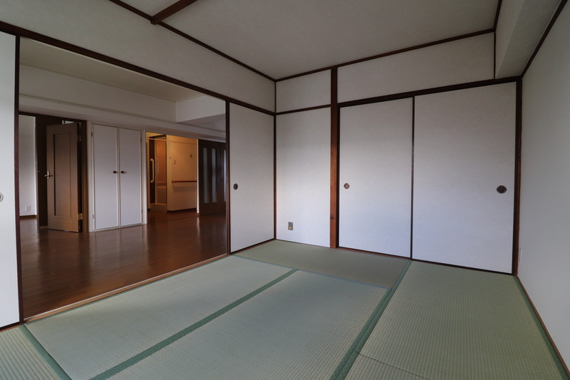 朝霧住宅の和室