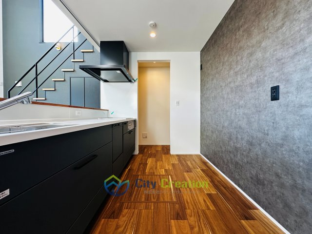 藤沢市片瀬山１丁目　新築戸建　全2棟のキッチン