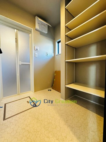 藤沢市片瀬山１丁目　新築戸建　全2棟の脱衣所