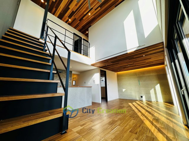 藤沢市片瀬山１丁目　新築戸建　全2棟の居間・リビング