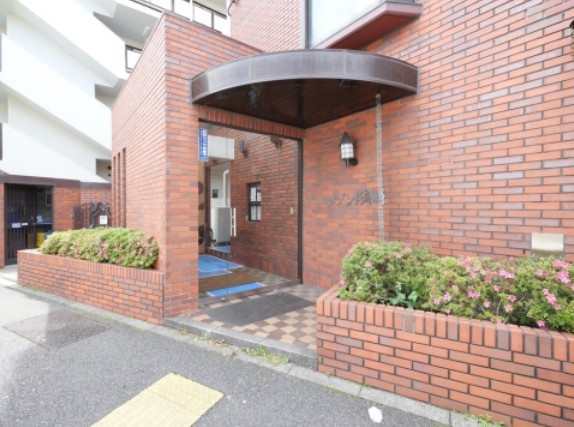 【エントランス】