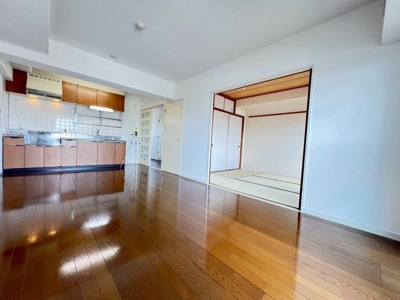 【内装】 | ローゼンガルテン