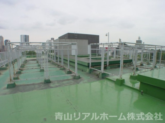 【その他】 | 屋上に洗濯物干し場有り