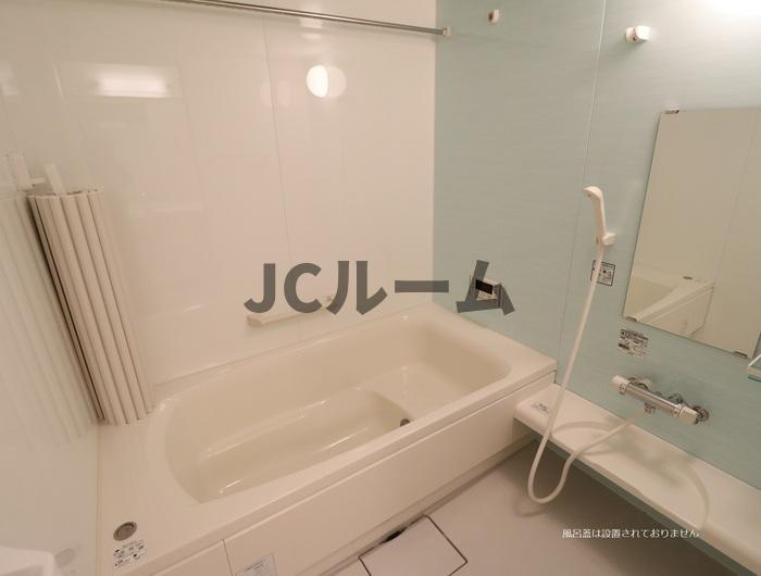 Ｄ－Ｒｏｏｍ半田の浴室