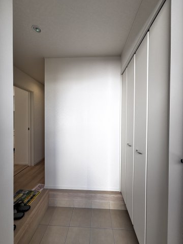 新築戸建　可部8丁目(No.２／No.4)の玄関