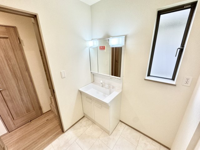 千葉市稲毛区山王町全２棟【現地販売会】の独立洗面台