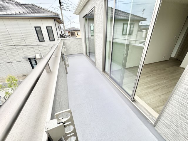 千葉市稲毛区山王町全２棟【現地販売会】のバルコニー