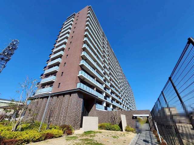 京都桂川つむぎの街ブライトスクエアの外観|京都市内にも大阪市内にもアクセスしやすく、通勤・通学やお出かけにも便利です◎