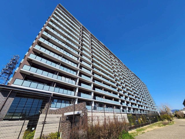 京都桂川つむぎの街ブライトスクエア