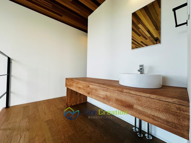 藤沢市片瀬山１丁目　全2棟２号棟の独立洗面台