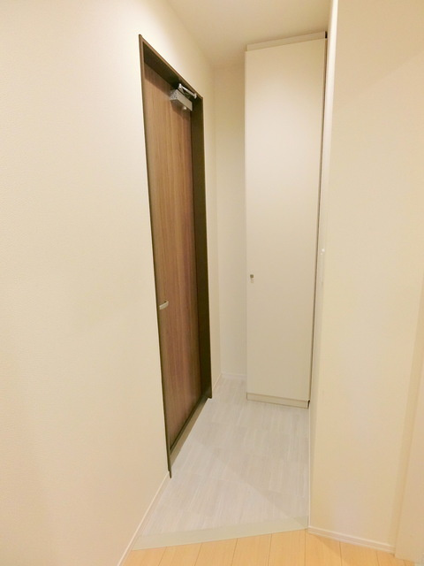 プリステラ国立の玄関