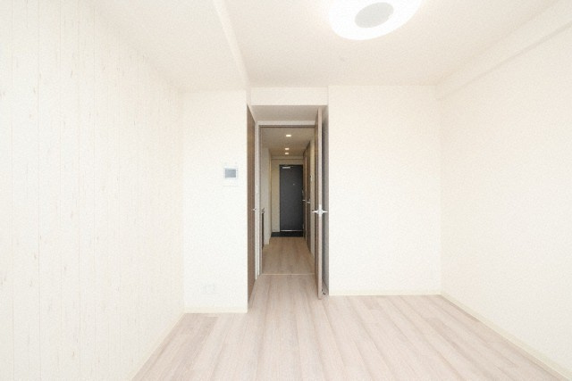 大阪市東成区東中本１丁目の賃貸マンションの居間・リビング