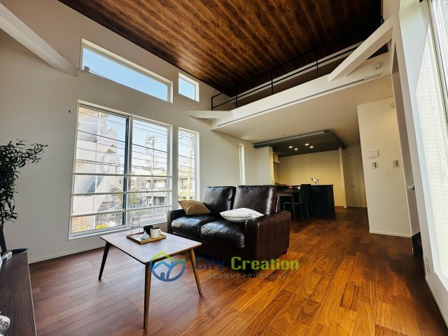 藤沢市辻堂東海岸３丁目　新築戸建　1号棟の居間・リビング