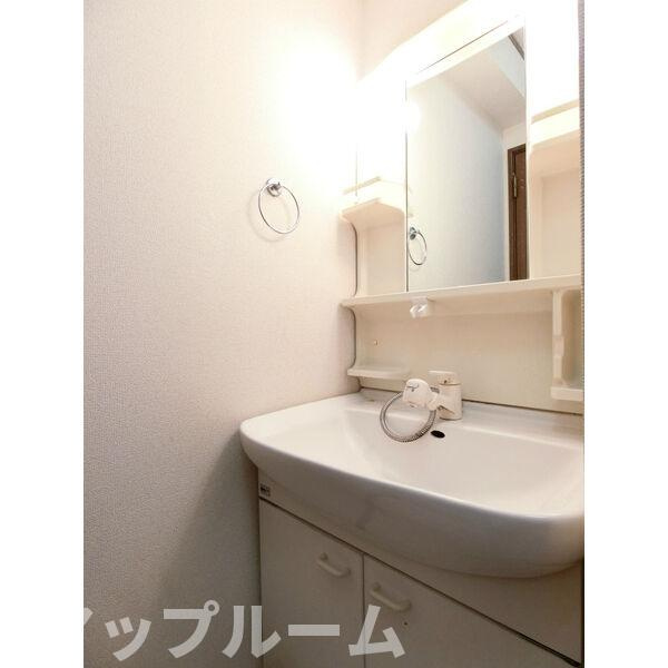 セレーノC棟の洗面所