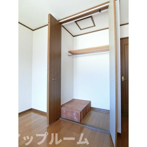 セレーノC棟の収納
