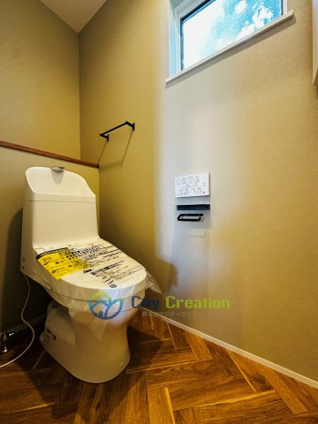 藤沢市辻堂東海岸１丁目新築戸建て　3号棟のトイレ