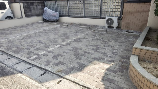 グランドメゾン池上Ⅰの駐車場