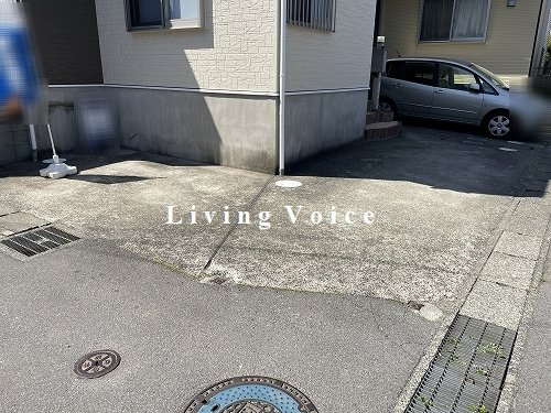 【駐車場】 | 【仲介手数料０円】藤沢市打戻　中古一戸建て | 藤沢市打戻　中古一戸建て