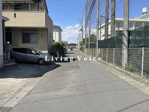 【前面道路含む現地写真】 | 【仲介手数料０円】藤沢市打戻　中古一戸建て | 藤沢市打戻　中古一戸建て